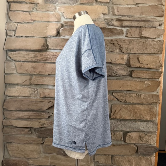 The North Face Women's XXL Short Sleeve Performance Shirts Lot of 2 Blue Black - Picture 2 of 13